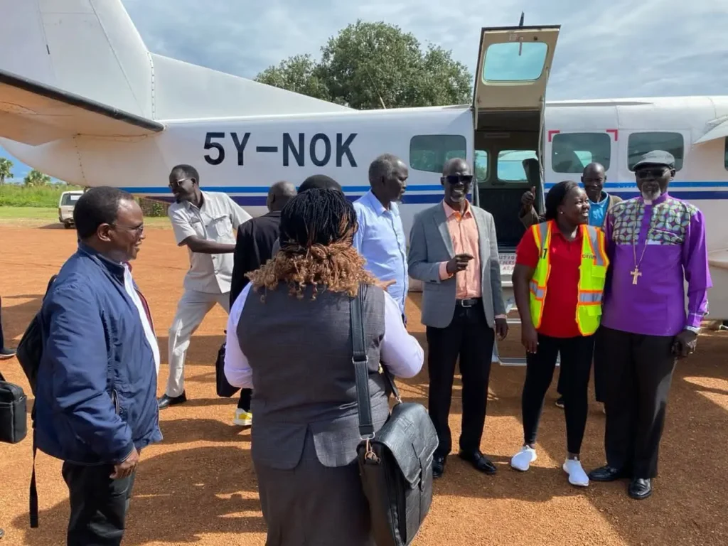 Citylink Africa Airways receiving thanks and appreciation from its passengers for a safe and smooth landing in Yei