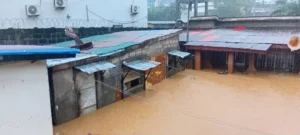 3 dead, hundreds displaced as severe flooding hits Freetown